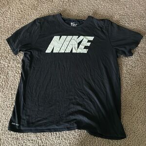 Men’s Nike Tee
